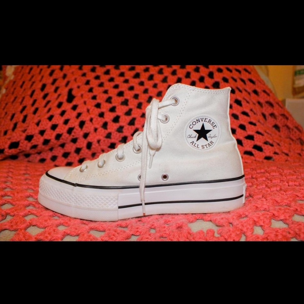 Converse Women's Classic White High-Tops